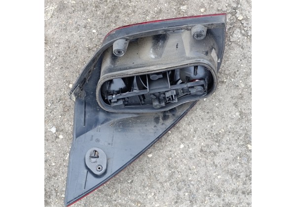 Ліхтар задній правий Renault Laguna II SW, 8200002472