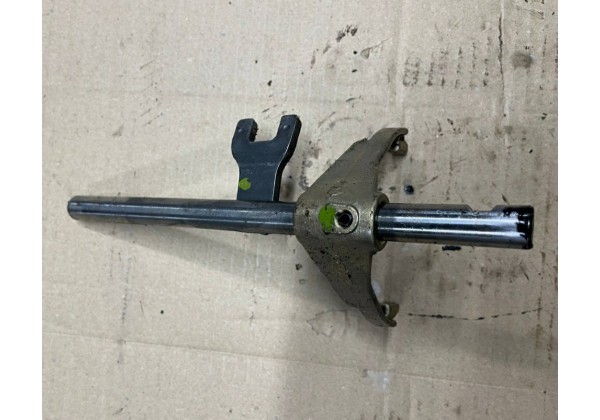 Вилка вмикання 1-ї передачі КПП Renault Clio 3, Logan, Sandero, JH1053, 8200417441