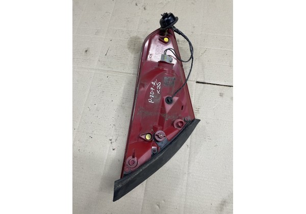 Ліхтар задній правий в крило Peugeot 307 CC, Кабріолет, БЕЗ СКЛА, 6351S3