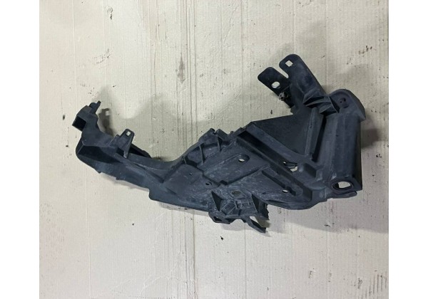 Кронштейн бампера передній лівий Renault Megane 3, 13-16, 622238779R, ДЕФЕКТ
