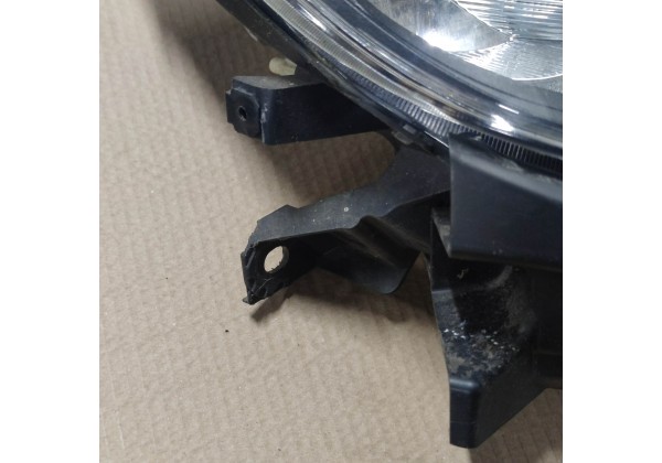 Фара передня права Renault Clio 3, 2005-2009, 8200261612, 89900162, 8200865604