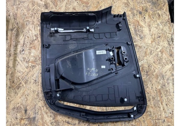 Обшивка правої зсувної дверки Citroen Berlingo 2, Peugeot Partner 2, 9681237877, 96846063MR