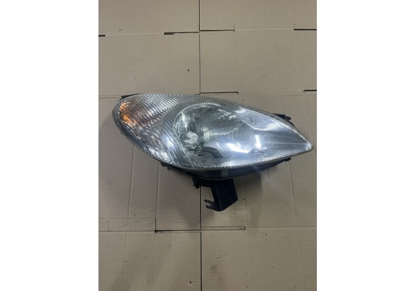 Фара передня права Xsara Picasso  9631494980