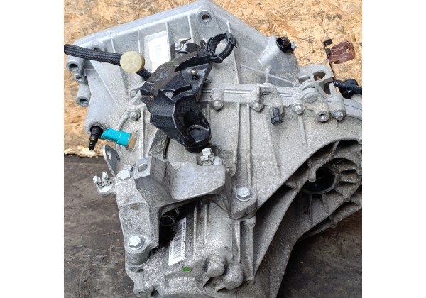 Коробка передач Рено Меган 3 для 1.4 тсе , TL4032
