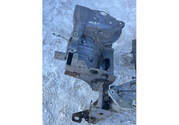 Лонжерон передній правий Renault Megane 3, 641002217R