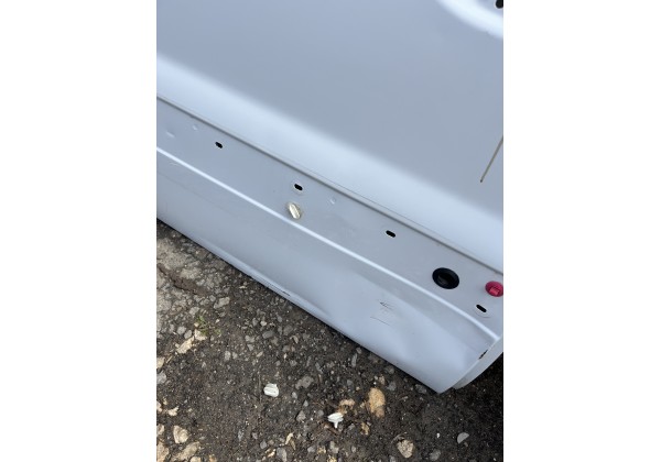 Дверка права зсувна Renault Kangoo, 03-08р (дефект) 
