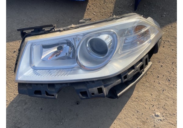 Фара ліва Renault Megane II 06- Галоген