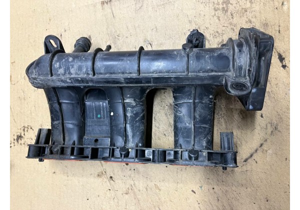 Колектор впускний Renault Captur, Clio 4, Logan 2, Sandero 2, Twingo 3, 0.9 TCe, 140039955R, 140030105R