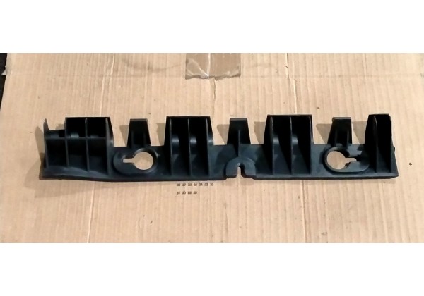 Кронштейн заднього бампера правий, седан Renault Logan, 04-12, 850442904R