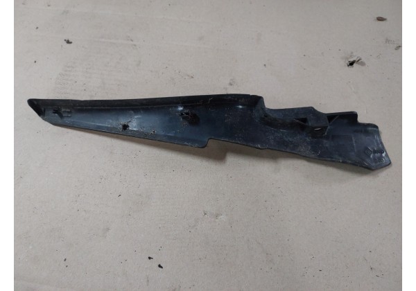 Накладка лобового скла права Citroen Jumpy 2, Peugeot Expert 2, Fiat Scudo 2, 1400364777