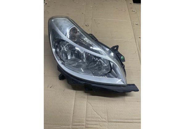 Фара права Renault Clio III 05-09, 7701070494