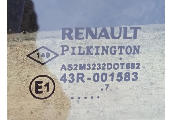 Скло лівої дверки Renault Twingo 2, 3 двер, 8200385968