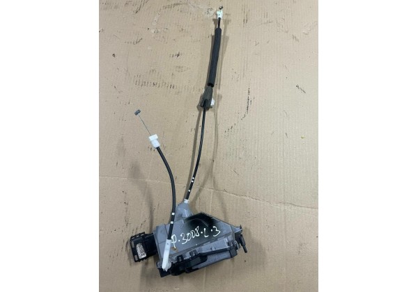Замок задньої лівої дверки Peugeot 3008, 6 pin, 9800623780
