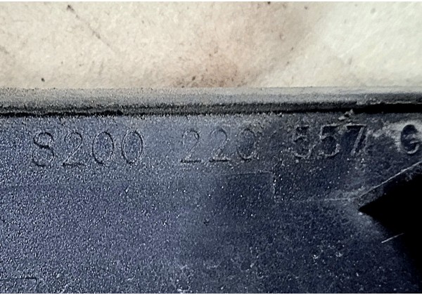 Накладка підсвітки заднього номерного знака Renault Modus, 8200220557 *