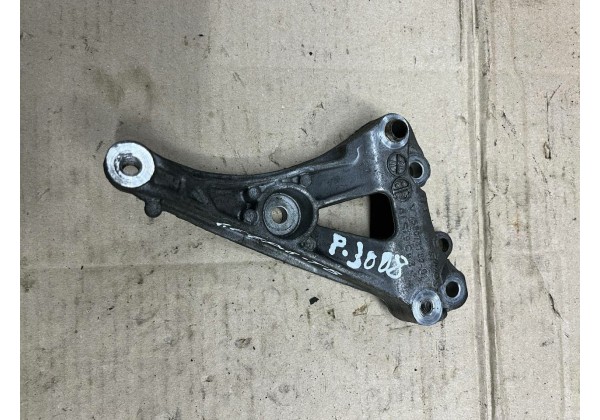 Кронштейн компресора кондиціонера Citroen, Peugeot, 1.4-1.6 16V, EP3/6, 6453YH, V758078180