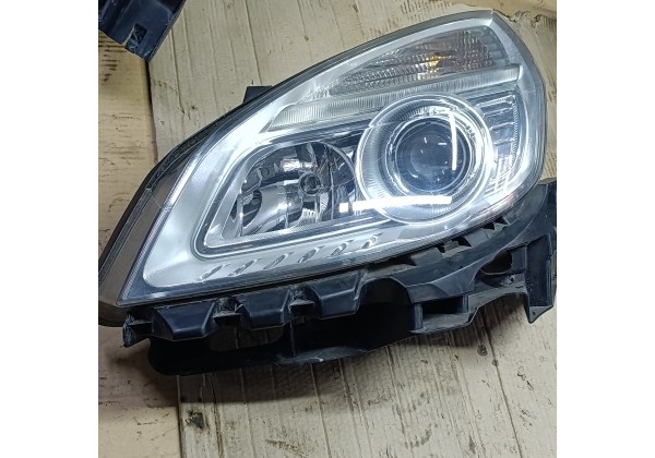 Фара ліва галоген Рено Сценік 2 рестайл, 260605051R