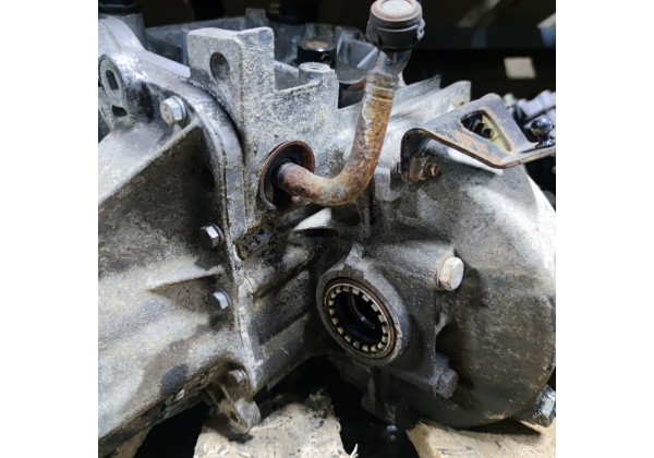 Коробка передач 1.8 бензин 16v Peugeot 406, 20CH41,ціна 150 долл