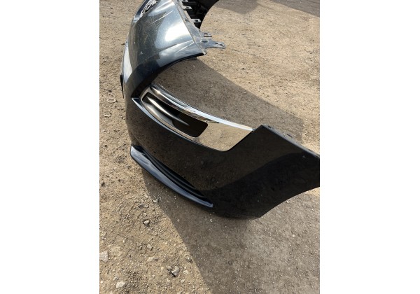 Бампер передній Peugeot 5008 09-13р Код фарби KTGA