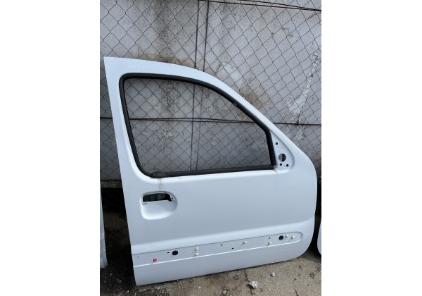 Дверка передня права Renault Kangoo, 03-08р