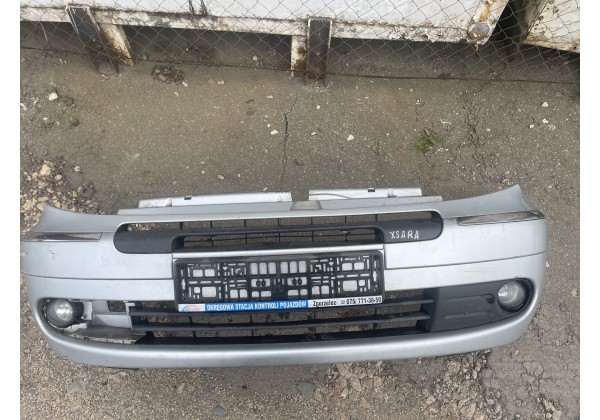 Бампер передній Citroen Xsara Picasso під ПТФ
