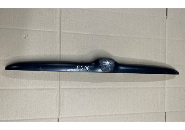 Накладка ляди, кришки багажника Peugeot 206, 9629038877, 9628745877
