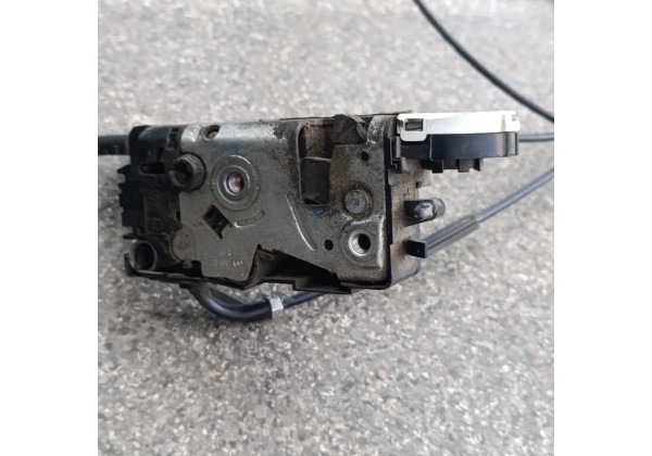 Замок дверки правої зсувної Сітроен Джампі 2, Пежо Експерт 2, Фіат Скудо 2,24094158,24093158,24095158, 9138P0,9138P1,9657000080