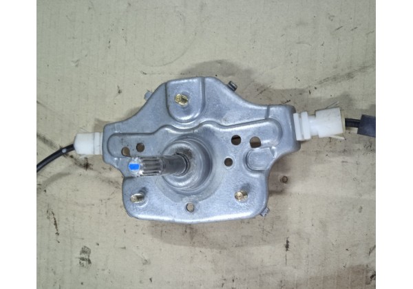 Склопідйомник лівої задньої дверки механічний Renault Modus, 8200219258, 118277 *