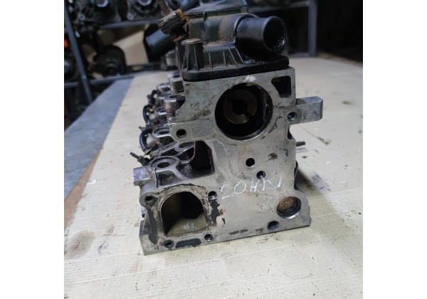 Головка двигуна 2.0 HDI, 8V, Peugeot Partner, Expert 206,307,406,407,607,807, Citroen C5,C8,Berlingo, Jumpy,БЕЗ РОКЕРІВ