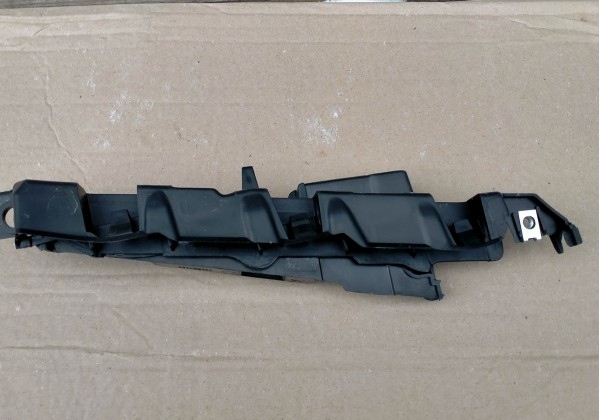 Кронштейн переднього бампера лівий Citroen C4, 2004-2009, 7416.79, 9652507380, 9648067880