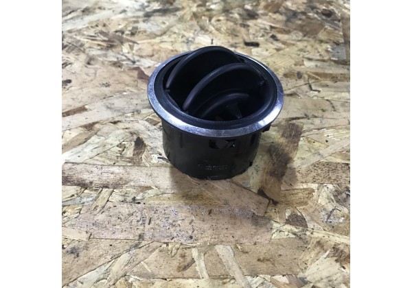 Дефлектор обдуву салона Renault, 687600913R, 8200212480, 8200817791, 8200464605, 8200817797 *