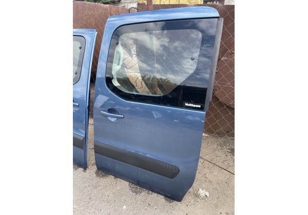 Двері зсувні ліві Citroen Berlingo II, Peugeot Partner II, B9, Код фарби: KGQ, Ціна за голу.