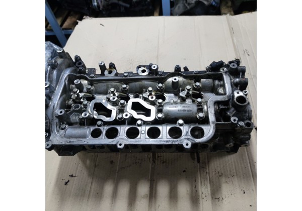 Головка двигуна 2.0 дці M9R, Євро 4, Renault Laguna 2,3, Megane 2,3, Scenic 2,3, Koleos,Espace 4,комплектна,в хорошому стані,7701477996,7701476669,8200454469,ціна 500 долл.