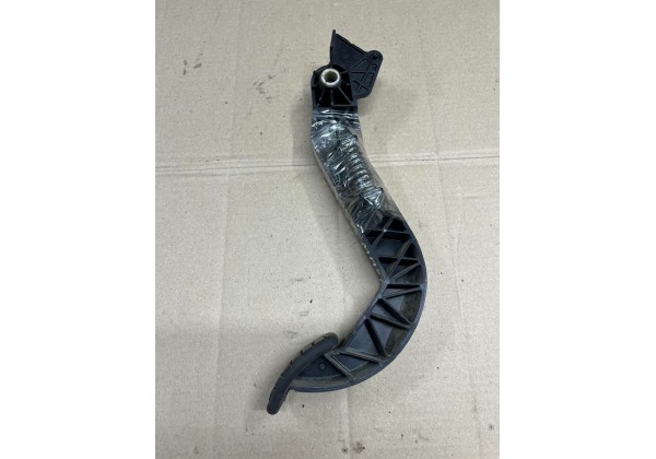 Педаль щеплення з пружиною Renault Master 3, 2.3 DCi, 465401570R, 306904868R
