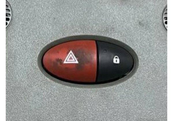 Кнопка аварійної сигналізації Renault Master 3, 252100991R