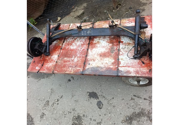 Балка задня Рено Лагуна 1 універсал 
