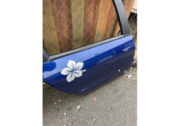 Дверка задня права Peugeot 206 універсал
