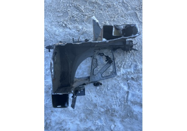 Лонжерон передній правий Renault Megane 3, 641002217R