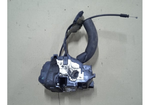 Замок лівої задньої дверки Renault Megane 3, універсал, 6 контактів, 825030574R