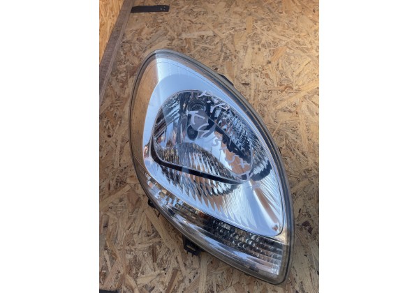 Фара права Renault Kangoo I, 8200236595
