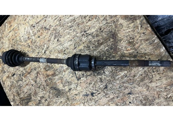 Полуось права, приводний вал Renault Master 3, 2.3 DCi, 31х39зуб, 391004255R, 391005187R, 391005573R, 8200842369