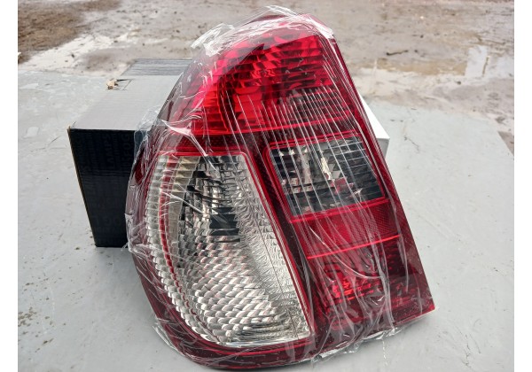 Ліхтар задній лівий без патрона Renault Clio II, Symbol, 8200403981