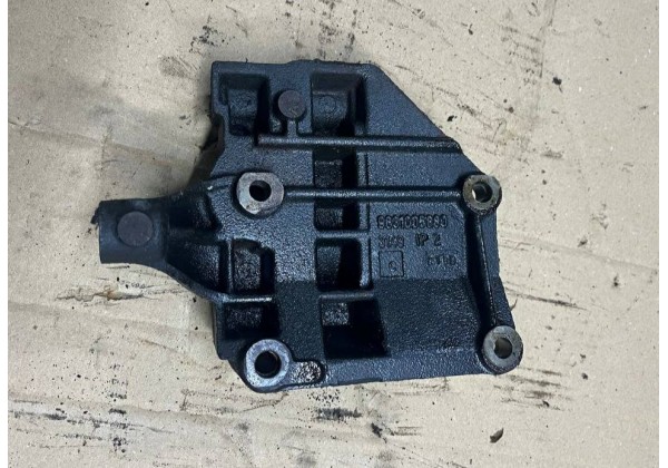 Кронштейн компресора кондиціонера Peugeot 206, 1.6 16V, 6453EG, 9631005880