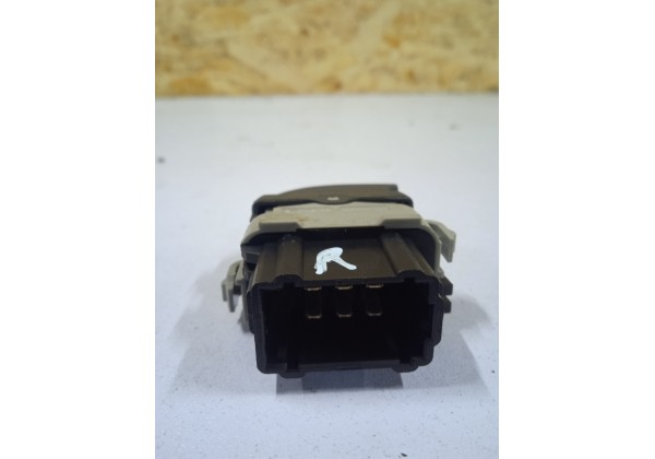 Кнопка склопідйомника Renault Twingo 2