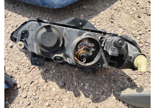 Фара передня права Renault Laguna I 98-, 7701045853, 7701047881
