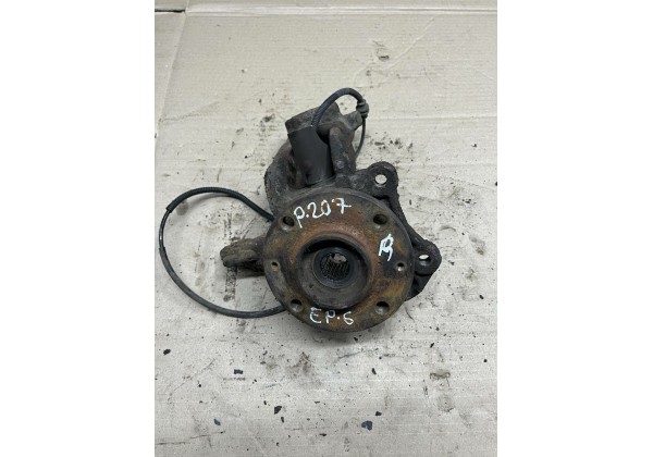 Поворотний кулак правий цапфа Citroen C3 II, C3 Picasso, C4 Cactus, Peugeot 207, 208, 301, 2008, C-Elysee, DS3, 364790