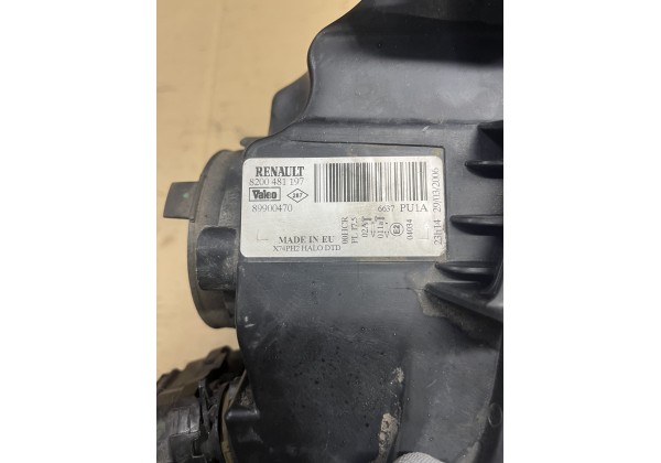 Фара права Renault Laguna II, рест галоген, 05-07р, 8200481197
