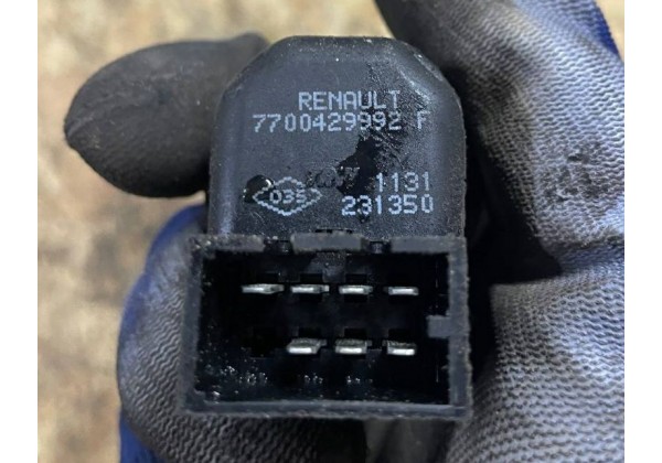 Кнопка регулювання дзеркал Renault, без функції складання, 7 контактів, 7700429992