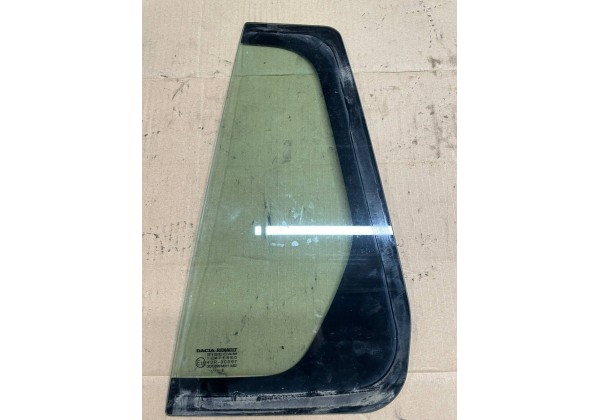 Скло кутове задньої лівої дверки Renault Logan MCV 2, 13-22, 822630749R
