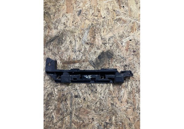 Кронштейн переднього бампера лівий Renault Laguna 3, 07-15, 622210005R
