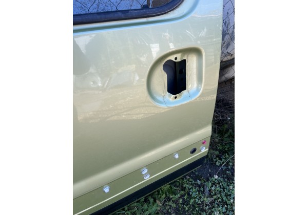 Дверка права зсувна Renault Kangoo